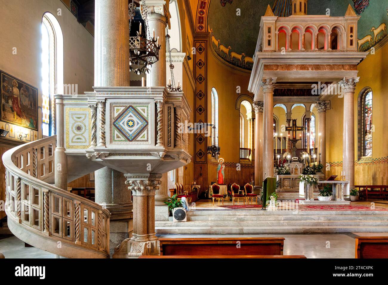 Interno della Chiesa di Santa Croce in via Flaminia, Roma, Italia Foto Stock