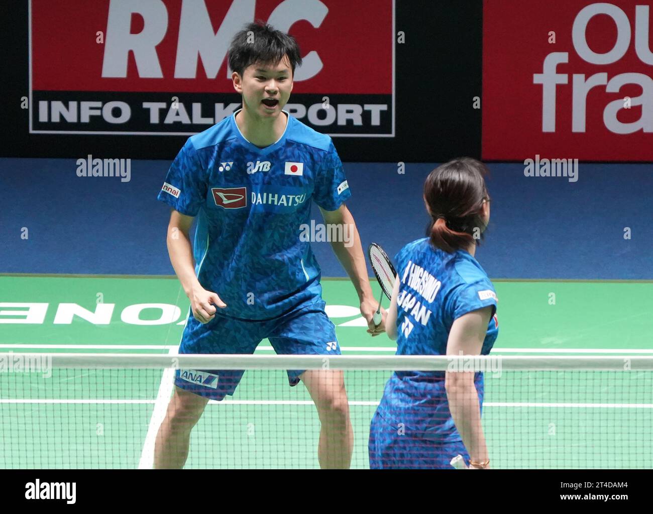 Yuta Watanabe e Arisa Higashino del Giappone 1/2 DOPPIO MIXTE FINALE durante lo Yonex Internationaux de France 2023, Super 750 Badminton HSBC BWF World Tour il 27 ottobre 2023 alla Glaz Arena di Cesson-Svign, Francia - foto Laurent Lairys / DPPI Foto Stock