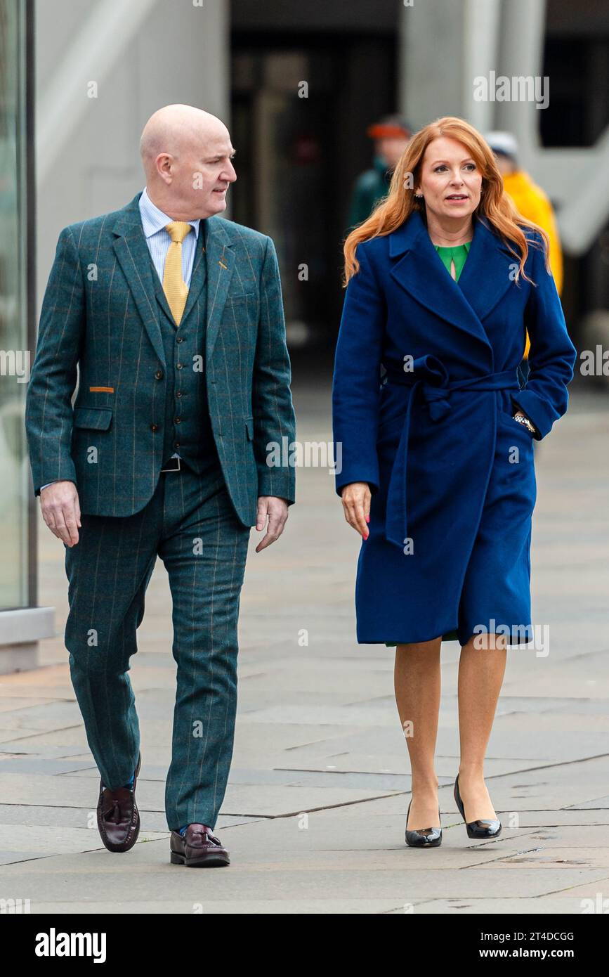 REGNO UNITO. 30 ottobre 2023. SMP Ash Regan partecipa alla sua prima apparizione pubblica come ALBA leader a Holyrood, insieme a Neale Hanvey MP e Kenny MacAskill MP. Crediti: Euan Cherry/Alamy Live News Foto Stock