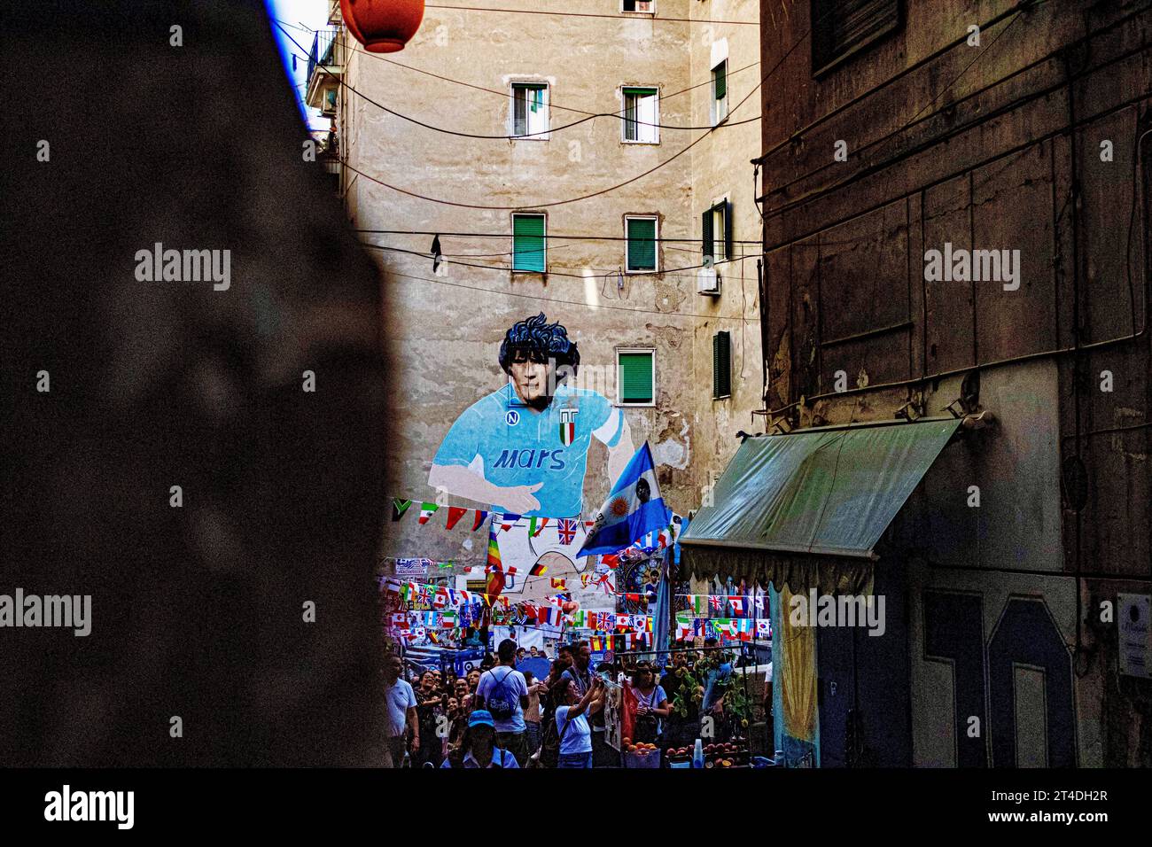 Murales di Maradona durante il suo compleanno il 30 ottobre 2023 a Napoli/Italia Foto Stock