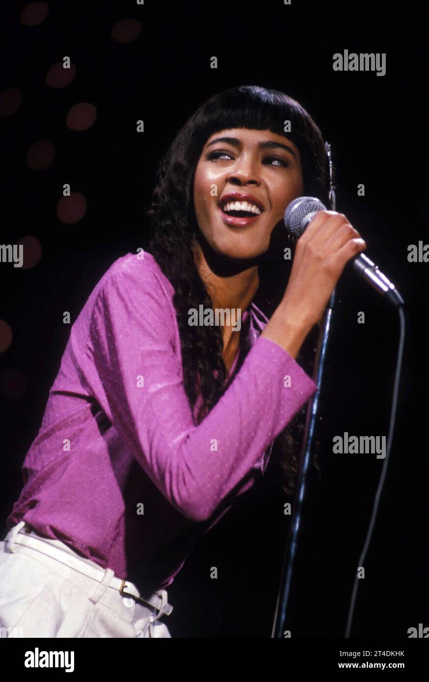 R7582; 1980 ; IRENE CARA ; credito: Lynn McAfee / Performing Arts Images www.performingartsimages.com Foto Stock