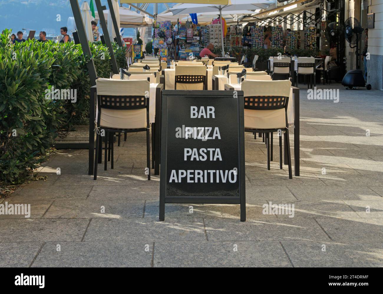 Cartello bar ristorante in Piazza Cavour, Como, Italia Foto Stock