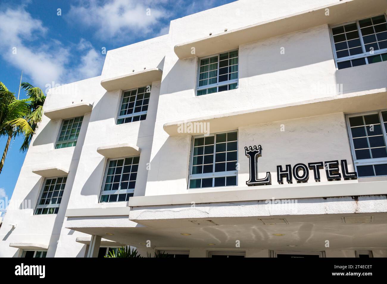 Miami Beach, Florida, esterno, hotel con ingresso frontale, insegna L Hotel Miami Beach, hotel motel e aziende Foto Stock