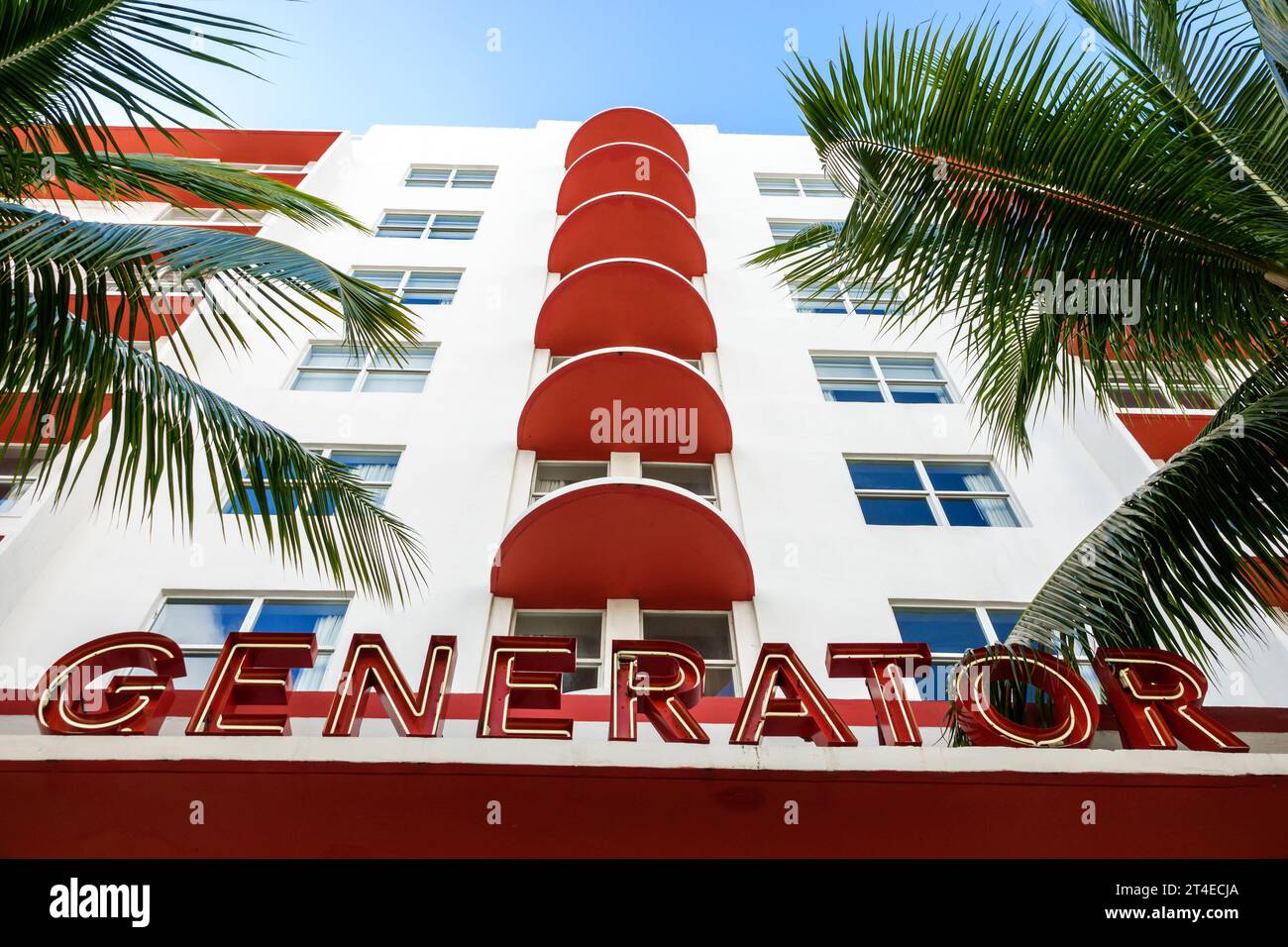 Miami Beach Florida, esterno, ostello con ingresso frontale dell'edificio, Collins Avenue, cartello Generator Miami Foto Stock