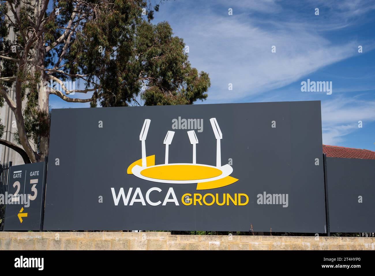 Perth, Australia. 31 ottobre 2023. Perth, Australia, 31 ottobre 2023: Una vista fuori dallo stadio prima della partita della Weber Womens Big Bash League 09 tra Perth Scorchers e Sydney Sixers al WACA Ground di Perth, Australia (Noe Llamas/SPP) credito: SPP Sport Press Photo. /Alamy Live News Foto Stock