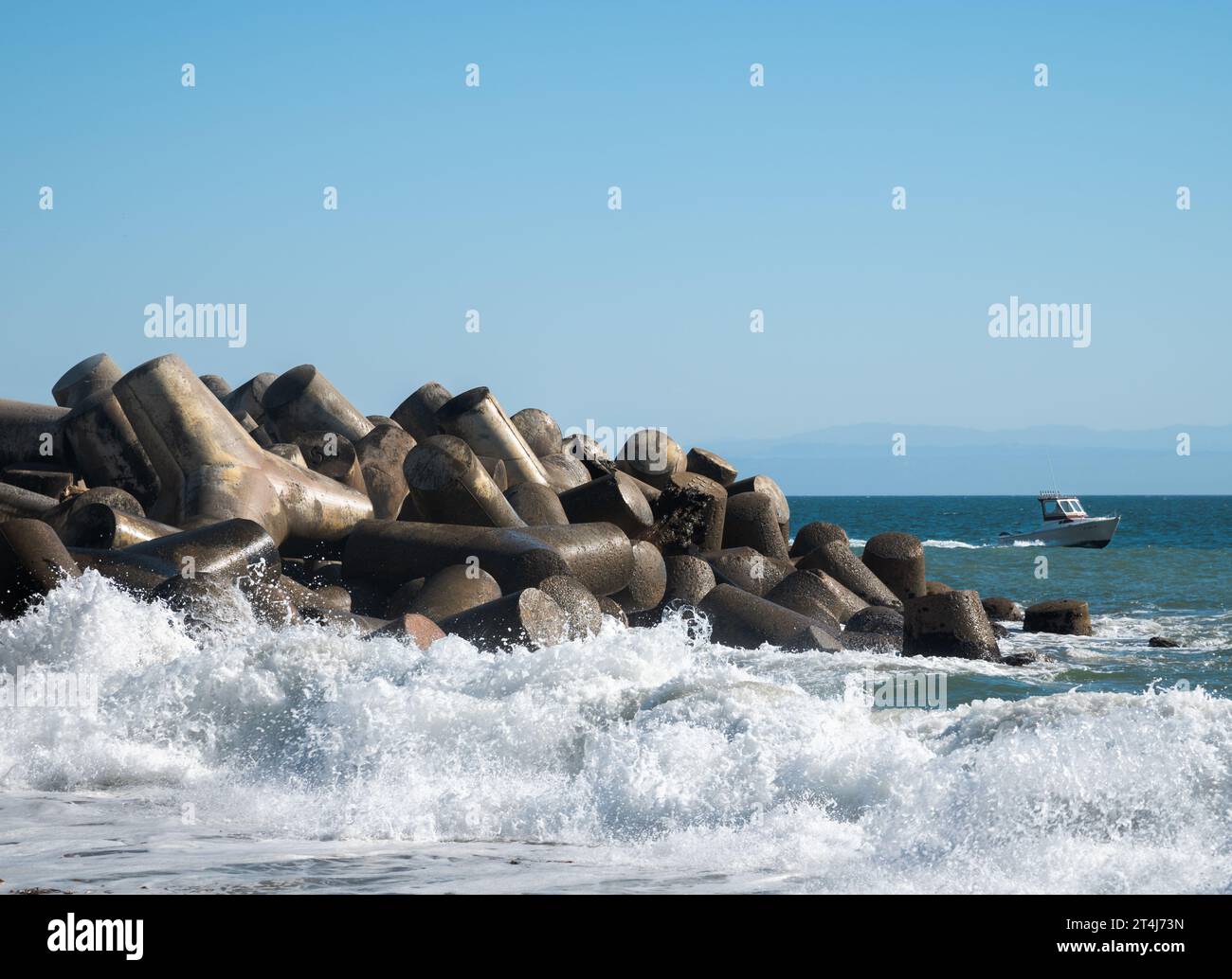 Rompi il muro al faro Walton di Santa Cruz Foto Stock