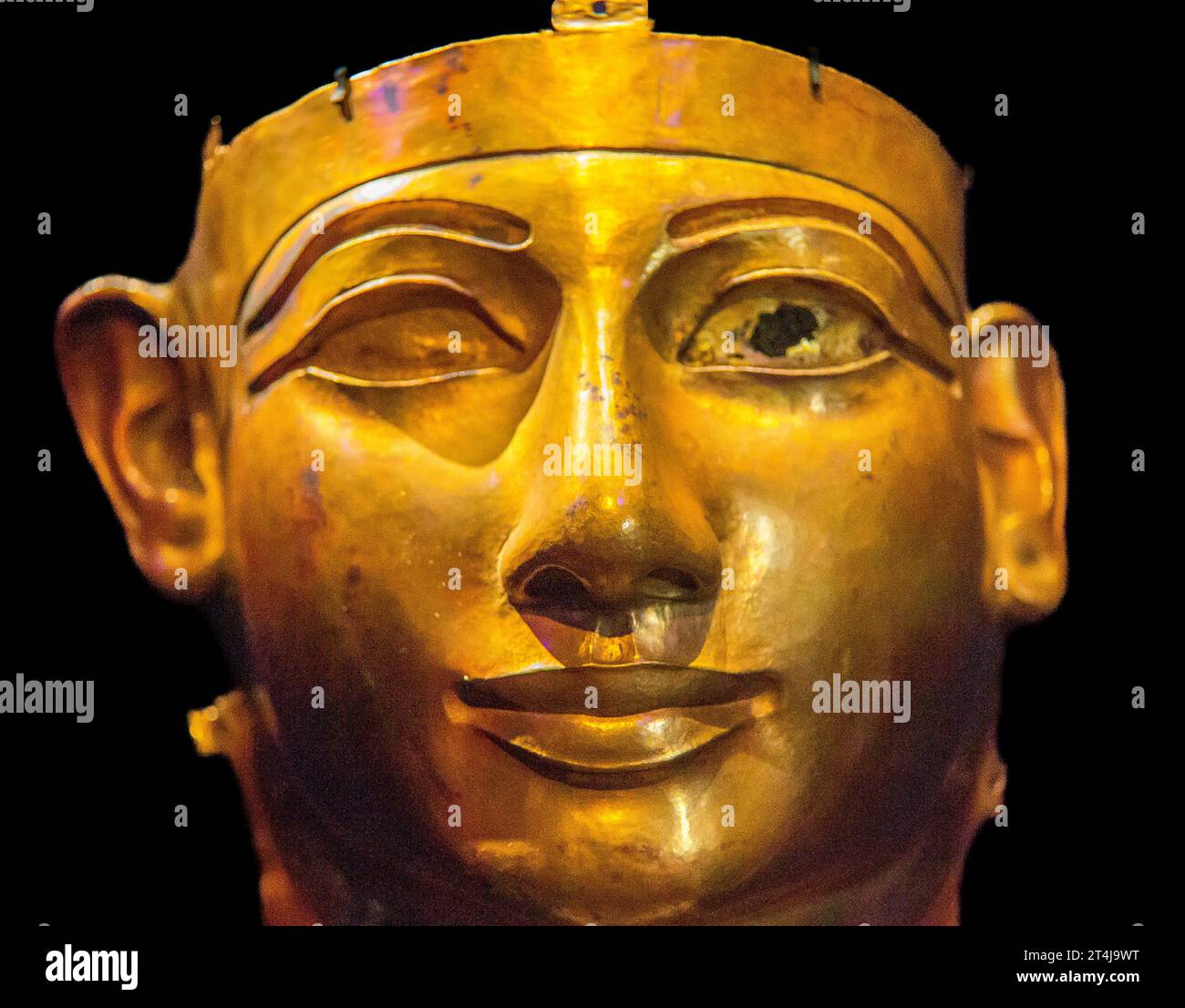 Egitto, Cairo, Museo Egizio, maschera funeraria trovato nella necropoli reale di Tanis, sepoltura del re Sheshonq 2. Foto Stock