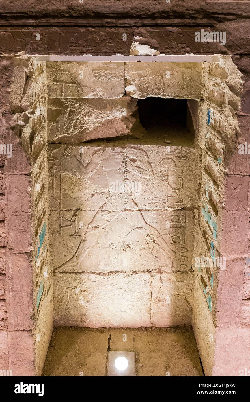 Egitto, Saqqara, piramide di Djoser, Tomba del Nord, cerimonia giubilare ("festa del SED") rappresentazioni del re Djoser, in bassorilievo. Foto Stock
