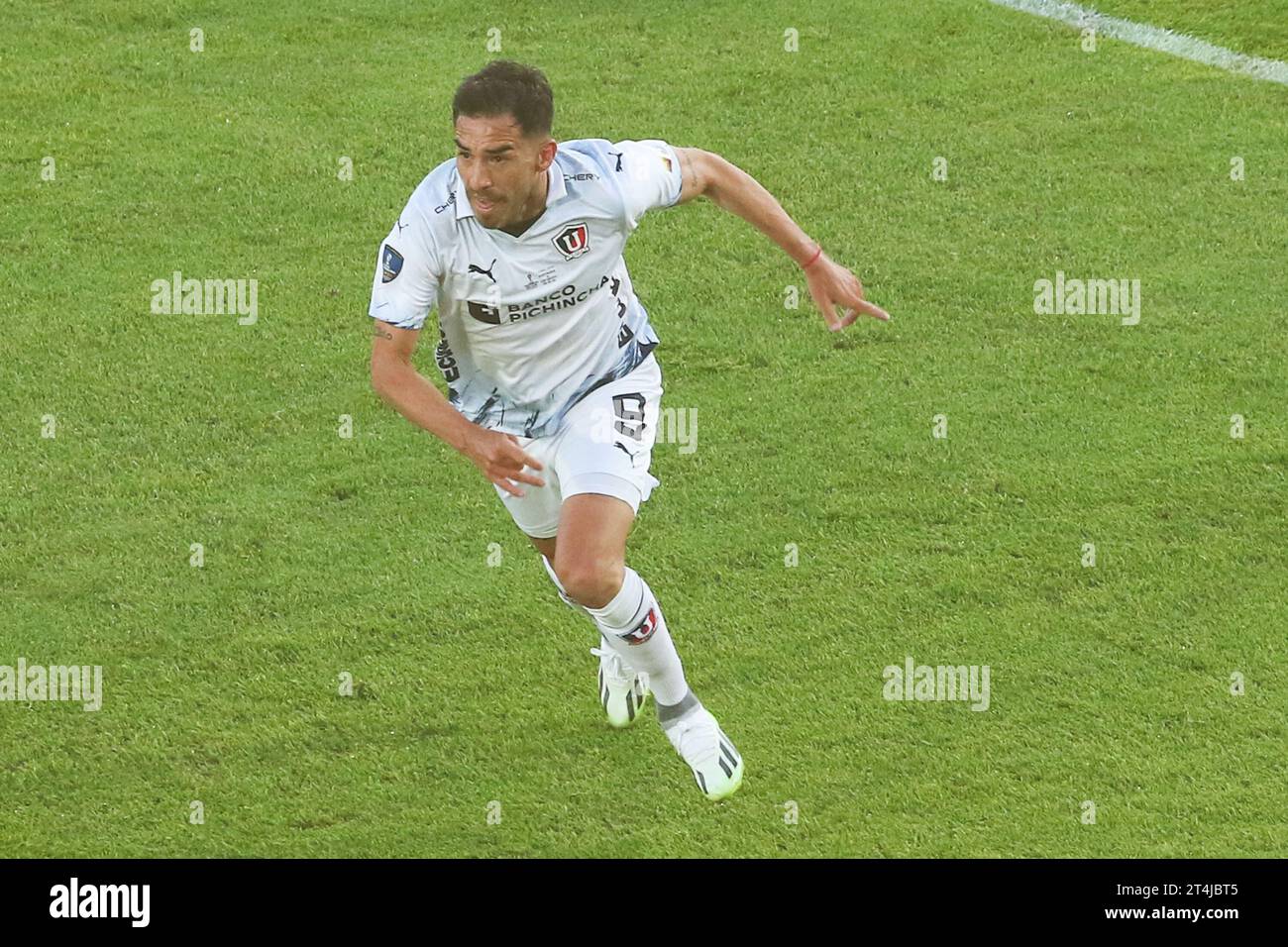 Maldonado, Uruguay , 28 ottobre 2023, Lisandro Alzugaray di LDU segna durante una partita finale della CONMEBOL Sudamericana Cup allo Stadio Domingo Burgueño Foto Stock