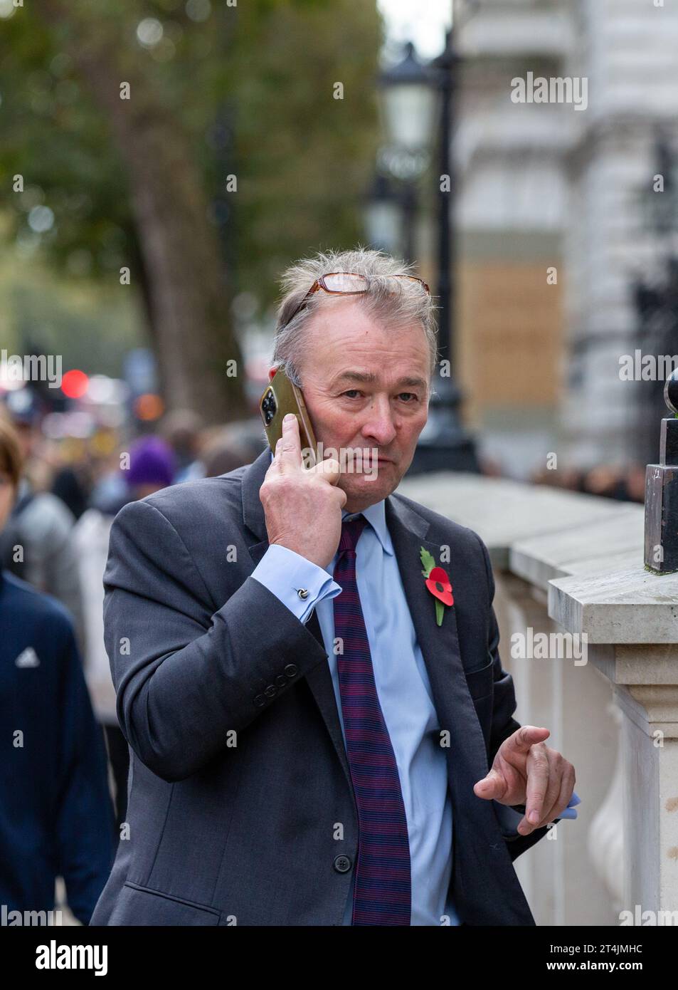 Londra, Regno Unito. 31 ottobre 2023. Simon Hart MP, Chief Whip è visto camminare in Whitehall Credit: Richard Lincoln/Alamy Live News Foto Stock