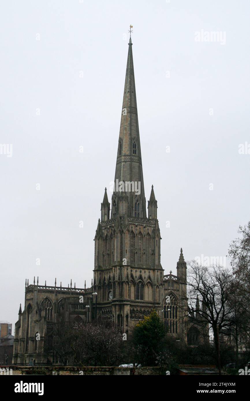 St Mary Redcliffe è una chiesa parrocchiale anglicana situata nel distretto di Redcliffe a Bristol, in Inghilterra. Foto Stock