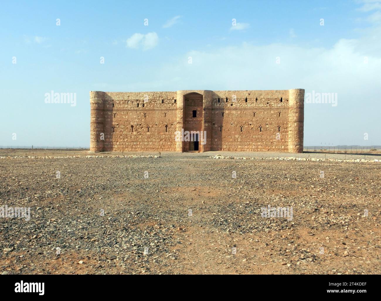Amman, A, Giordania - 29 ottobre 2014: Castello Landmark nel deserto Qasr Harrana, chiamato anche Haraneh Foto Stock