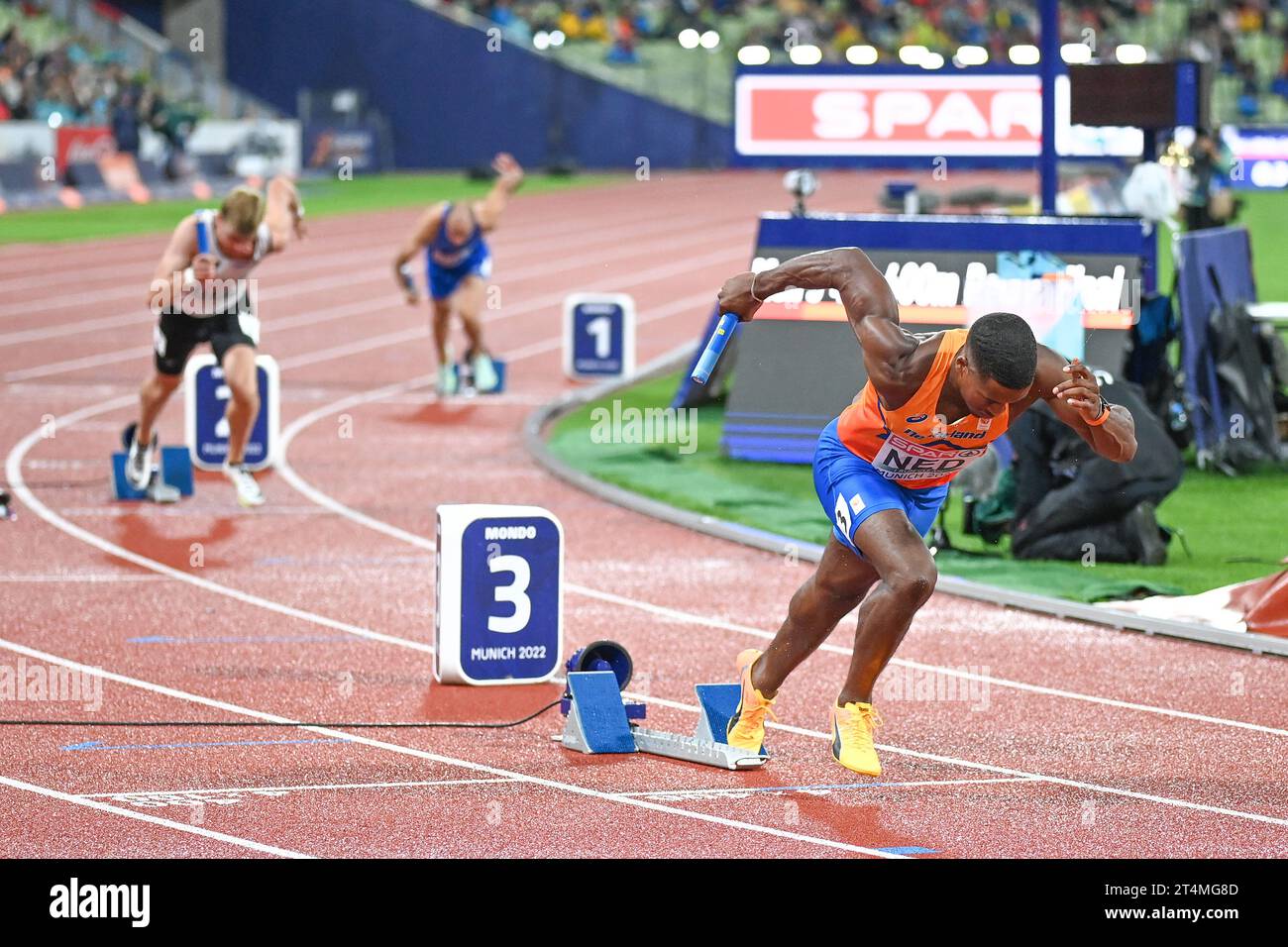 Isayah Boers (Paesi Bassi). relè finale 4x400. Campionati europei di Monaco 2022 Foto Stock