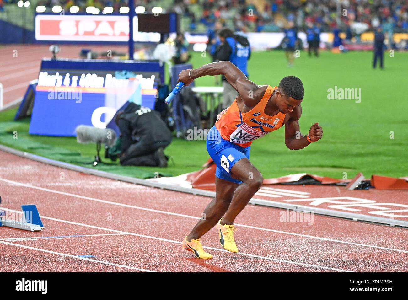 Isayah Boers (Paesi Bassi). relè finale 4x400. Campionati europei di Monaco 2022 Foto Stock