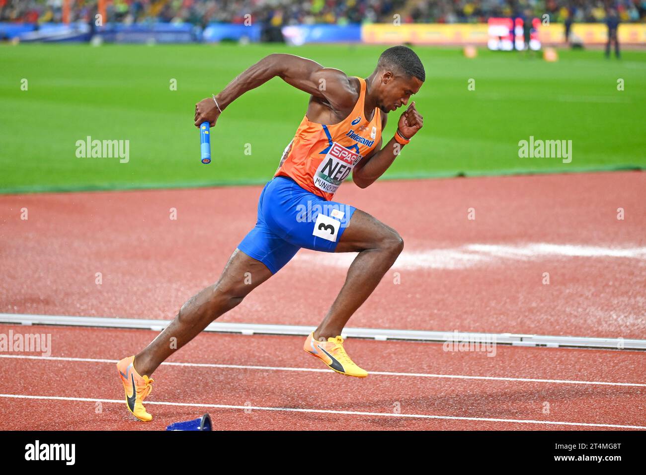 Isayah Boers (Paesi Bassi). relè finale 4x400. Campionati europei di Monaco 2022 Foto Stock