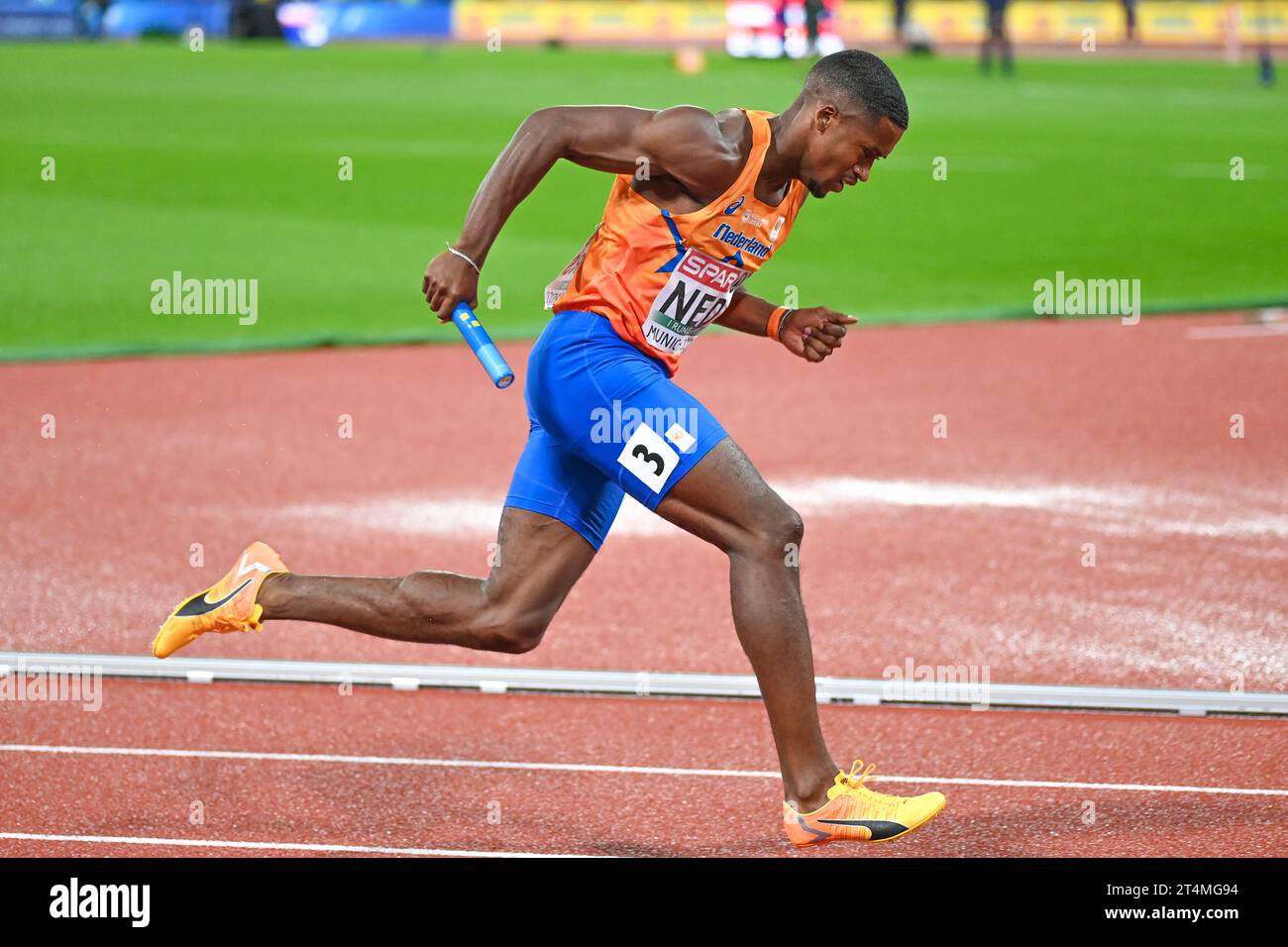 Isayah Boers (Paesi Bassi). relè finale 4x400. Campionati europei di Monaco 2022 Foto Stock