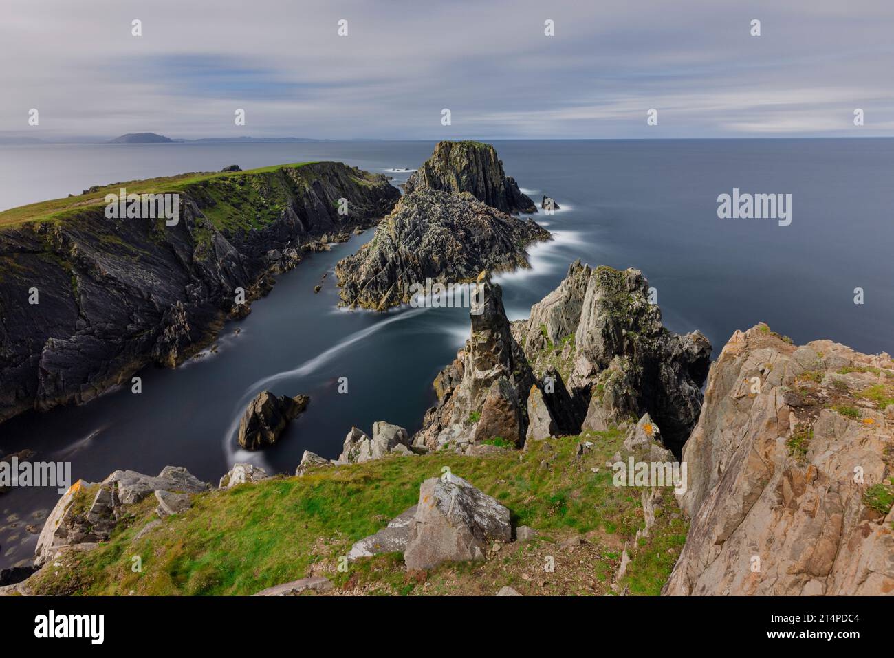Malin Head, il punto più settentrionale d'Irlanda, offre paesaggi mozzafiato, scogliere spettacolari ed è stato protagonista di numerosi film e programmi televisivi, tra cui sta Foto Stock