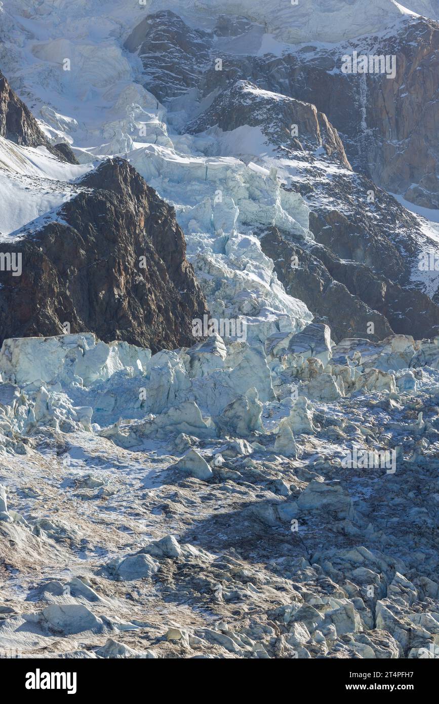 Ghiaccio del ghiacciaio dei Bossons a Chamonix Foto Stock