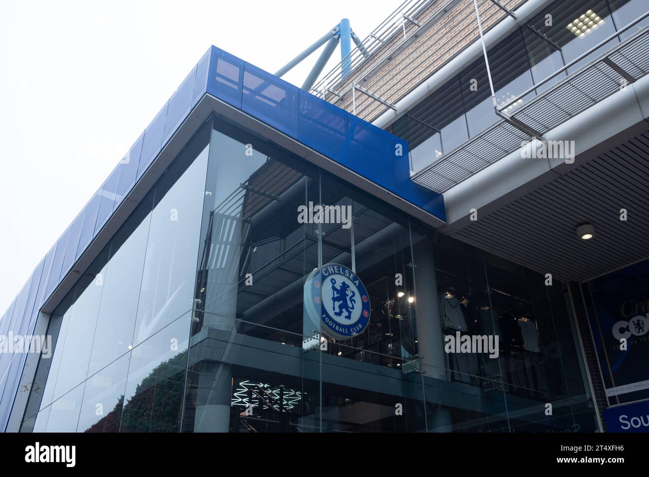 LONDRA, 12 OTTOBRE 2023: Stamford Bridge, il campo di casa del Chelsea Football Club su Fulham Road nel sud-ovest di Londra Foto Stock