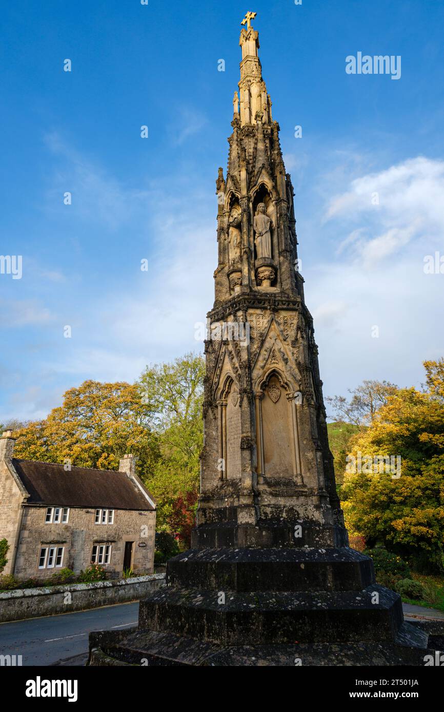 Ilam Cross, Ilam, Peak District National Park, Staffordshire, Inghilterra, Regno Unito Foto Stock