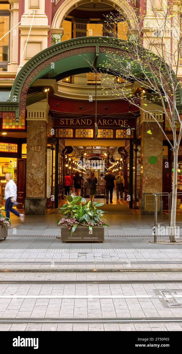 Lo Strand Arcade è per lo shopping e i ristoranti in George Street, CBD, Sydney, NSW, Australia Foto Stock