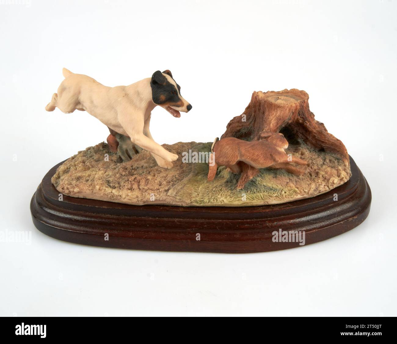Vintage Border fine Arts, scultura di coniglio a caccia di cani fatti a mano Foto Stock