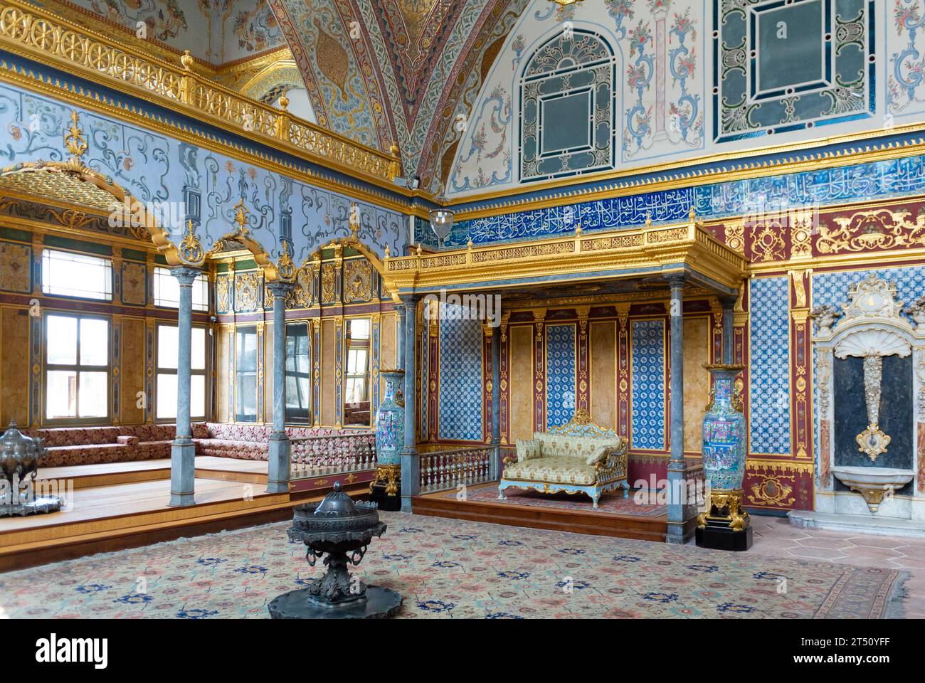 Istanbul, Turchia, la sala Imperiale (del Sultano) nell'Harem del Palazzo Topkapi, Foto Stock