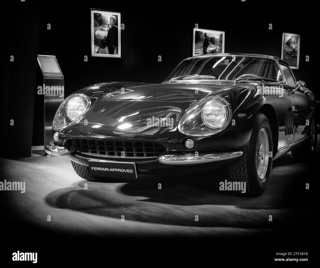 Bologna , Italia - 26 ottobre 2023: Ferrari 275 di Clint Eastowood Luxury E DREEM CAR IN ESPOSIZIONE Foto Stock