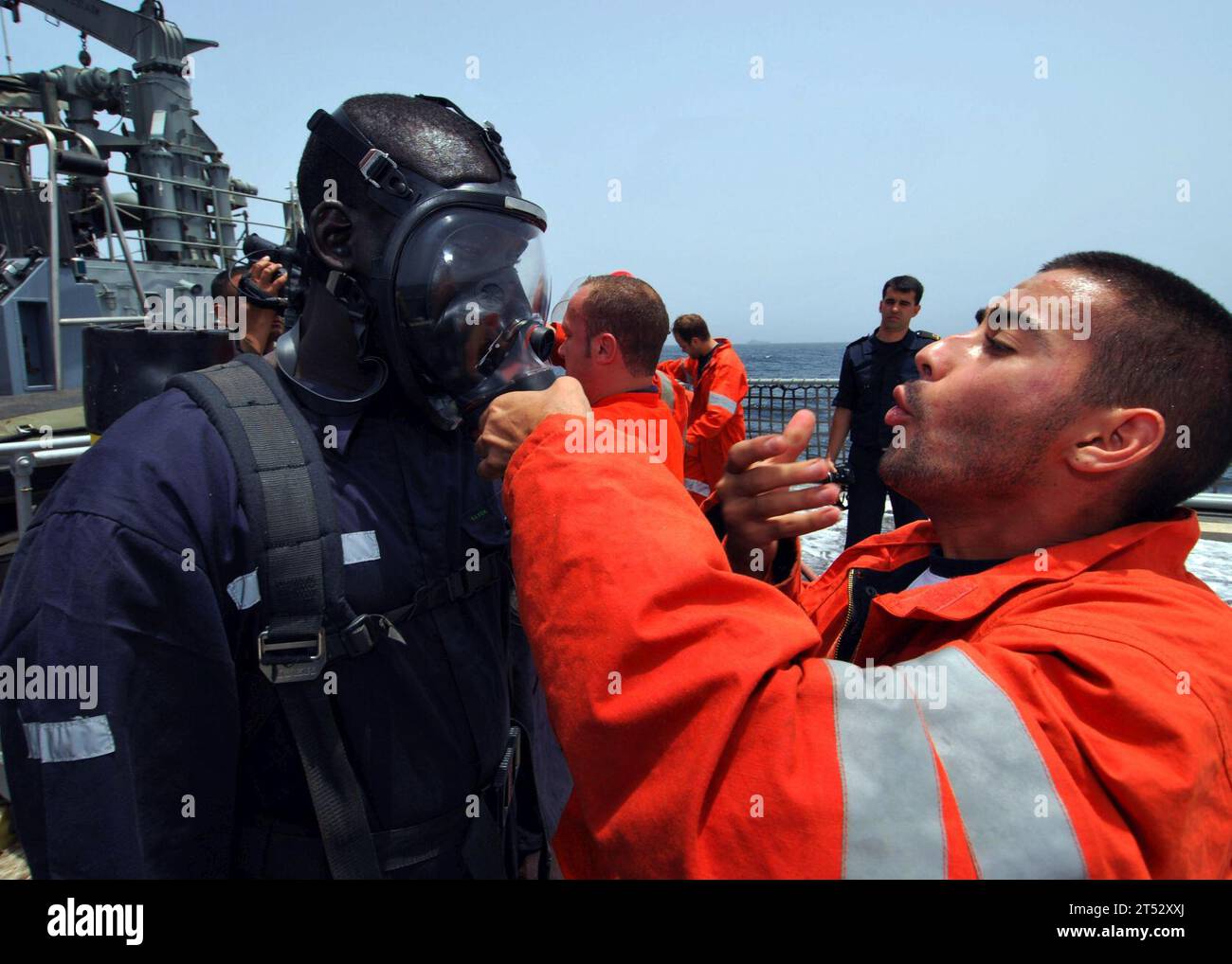 APS West, addestramento cross deck, Gunston Hall (LSD 44), autorespiratore autonomo, marinaio della marina spagnola, US 6th Fleet Foto Stock