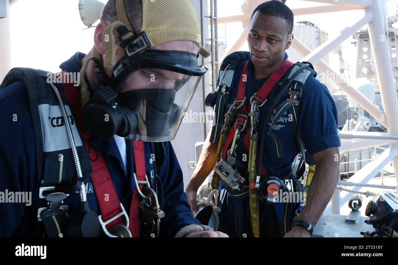 Ash severe, bataan, Earthquake, Haiti, USS Bataan, Wind Bird Foto Stock