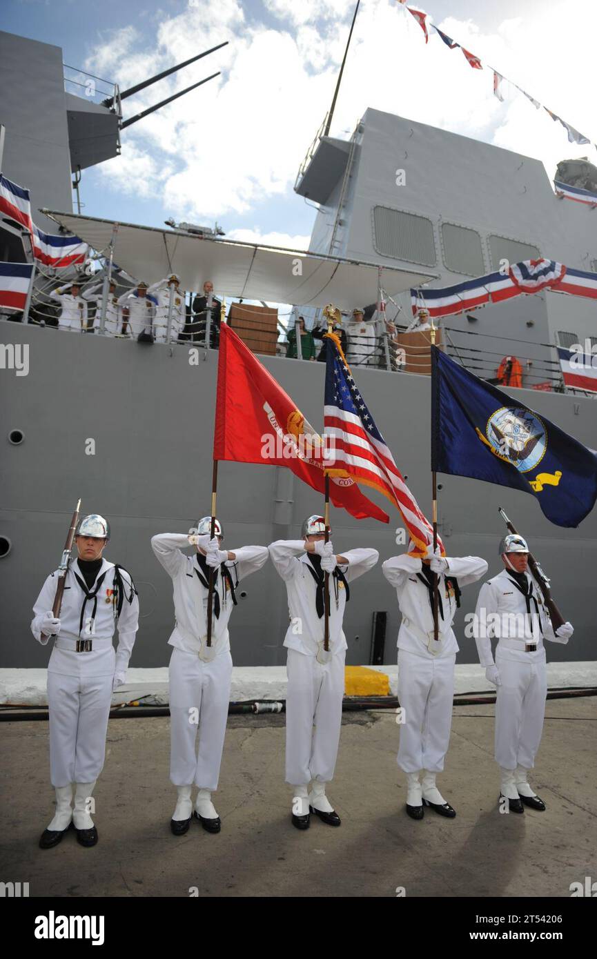 CMC, Comandante del corpo dei Marines, cerimonia di messa in servizio, generale James F. Amos, Marines, United States Marine Corps, USS Jason Dunham Foto Stock