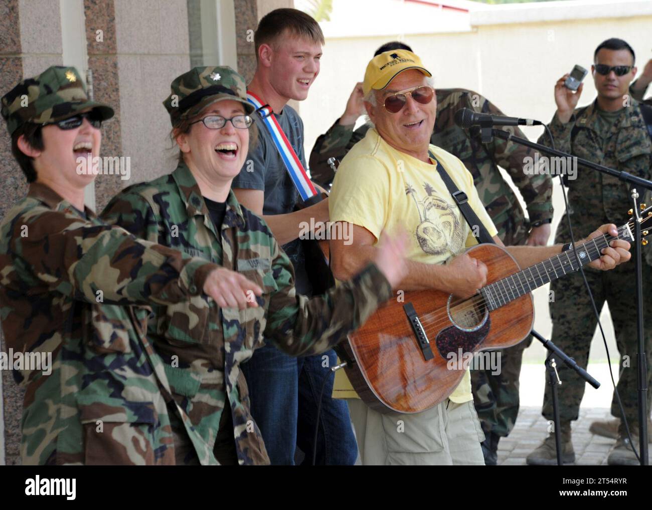 Terremoto, donna, Haiti, jimmy buffet, operazione Unified Response Foto Stock