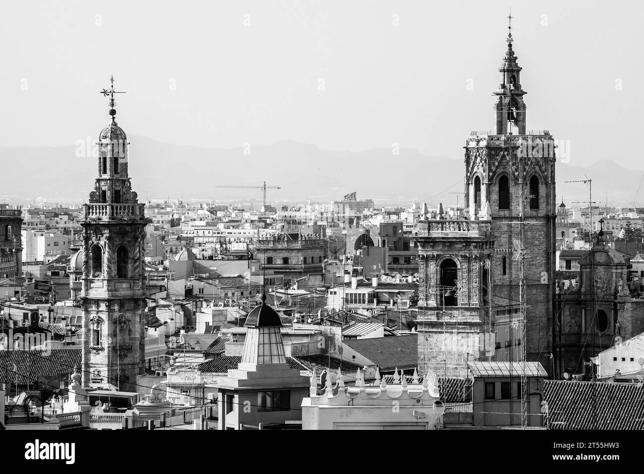 El Miguelete di Valencia in bianco e nero Foto Stock