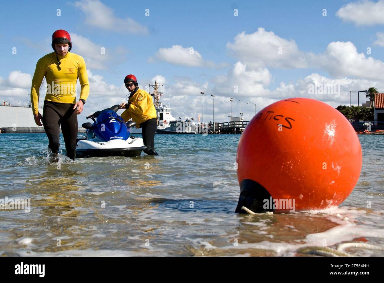 Base navale Point Loma, Polar Bear Plunge, Smugglers Cove Foto Stock