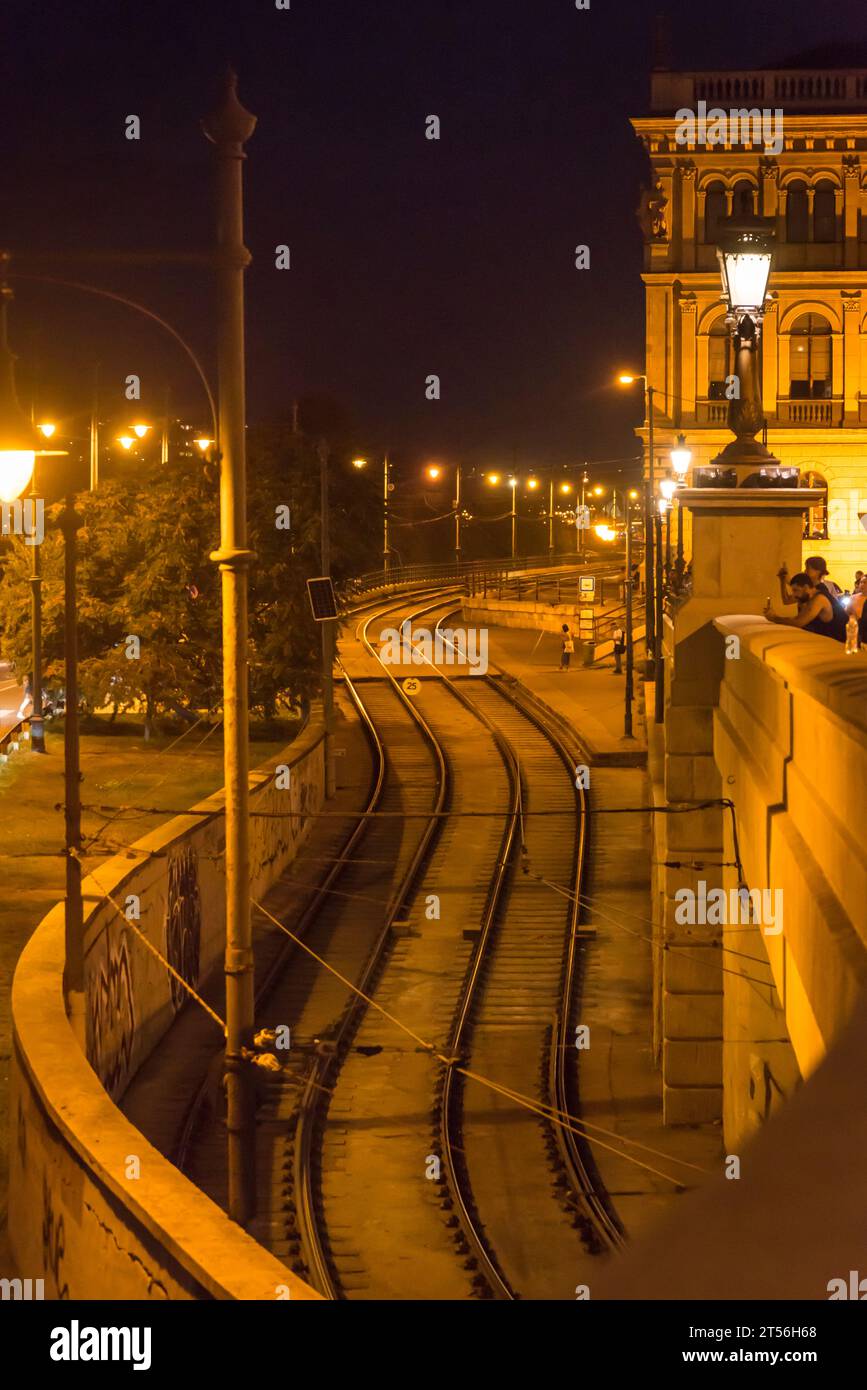 Tram di notte, Budapest, Ungheria Foto Stock