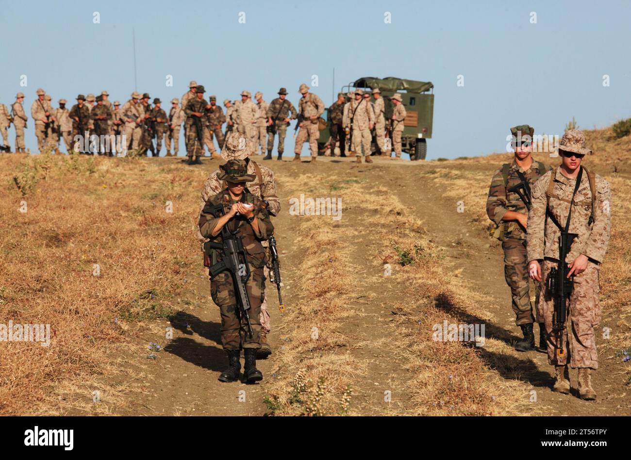 2nd Battalion, 2nd Marine Regiment, 3rd Mechanized Landing Battalion, 22nd Marine Expeditionary Unit, 22nd MEU, Battalion Landing Team, Counter Improvised Explosive Device training, Foreign Military, improvvisato ordigno esplosivo, ingegneri marini, marina, Spagna, spagnolo, spagnolo esercitazione bilaterale anfibia spagnola, U.S. Marines, U.S. Navy, USMC, Weapons Company Foto Stock