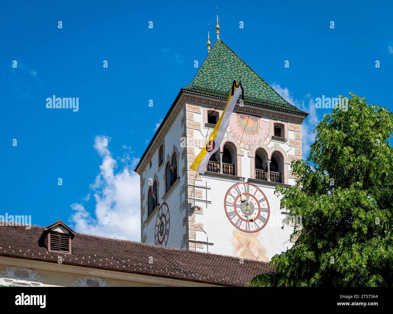 Abbazia agostiniana di Novacella. Campanile dell'Abbazia della Chiesa di Bressanone (Bressanone) in alto Adige, Italia settentrionale, Europa Foto Stock