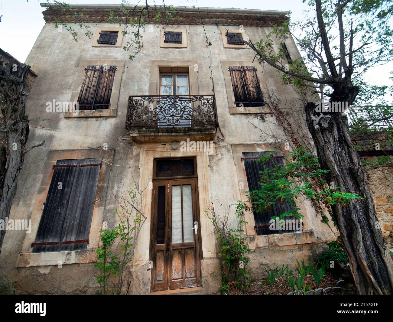 Vecchie case nella Francia rurale Foto Stock