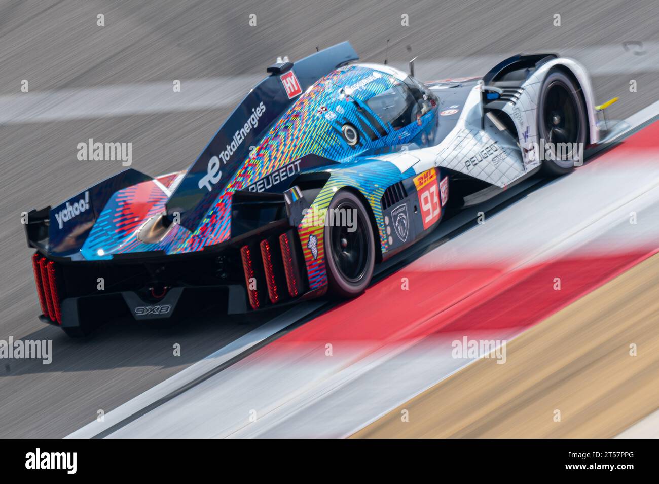 SAKHIR, BAHREIN. 3 NOVEMBRE 2023. PEUGEOT TOTALENERGIES – PEUGEOT 9X8. AHMAD ALSHEHAB/ Alamy Live News Foto Stock