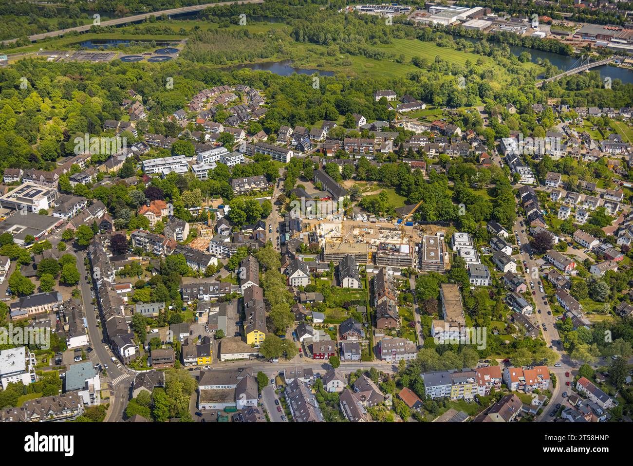 Veduta aerea, cantiere e nuovi edifici residenziali a Zölestinstraße, Heisingen, Essen, zona della Ruhr, Renania settentrionale-Vestfalia, Germania, costruttivo Foto Stock