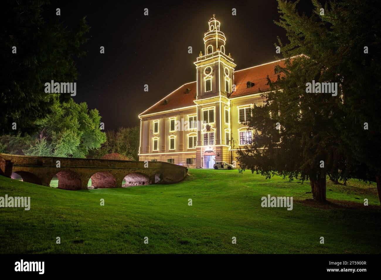 Valpovo, Croazia. 3 novembre 2023. Foto scattata il 3 novembre 2023. Mostra il Castello di Prandau-Normann del periodo barocco a Valpolo, Croazia. Foto: Borna Jaksic/PIXSELL credito: Pixsell/Alamy Live News Foto Stock