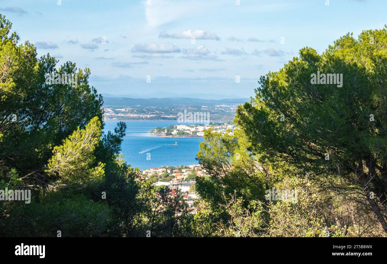 L'Etang de Thau da Mont Saint-Clair a Sète in Hérault in Francia Foto Stock