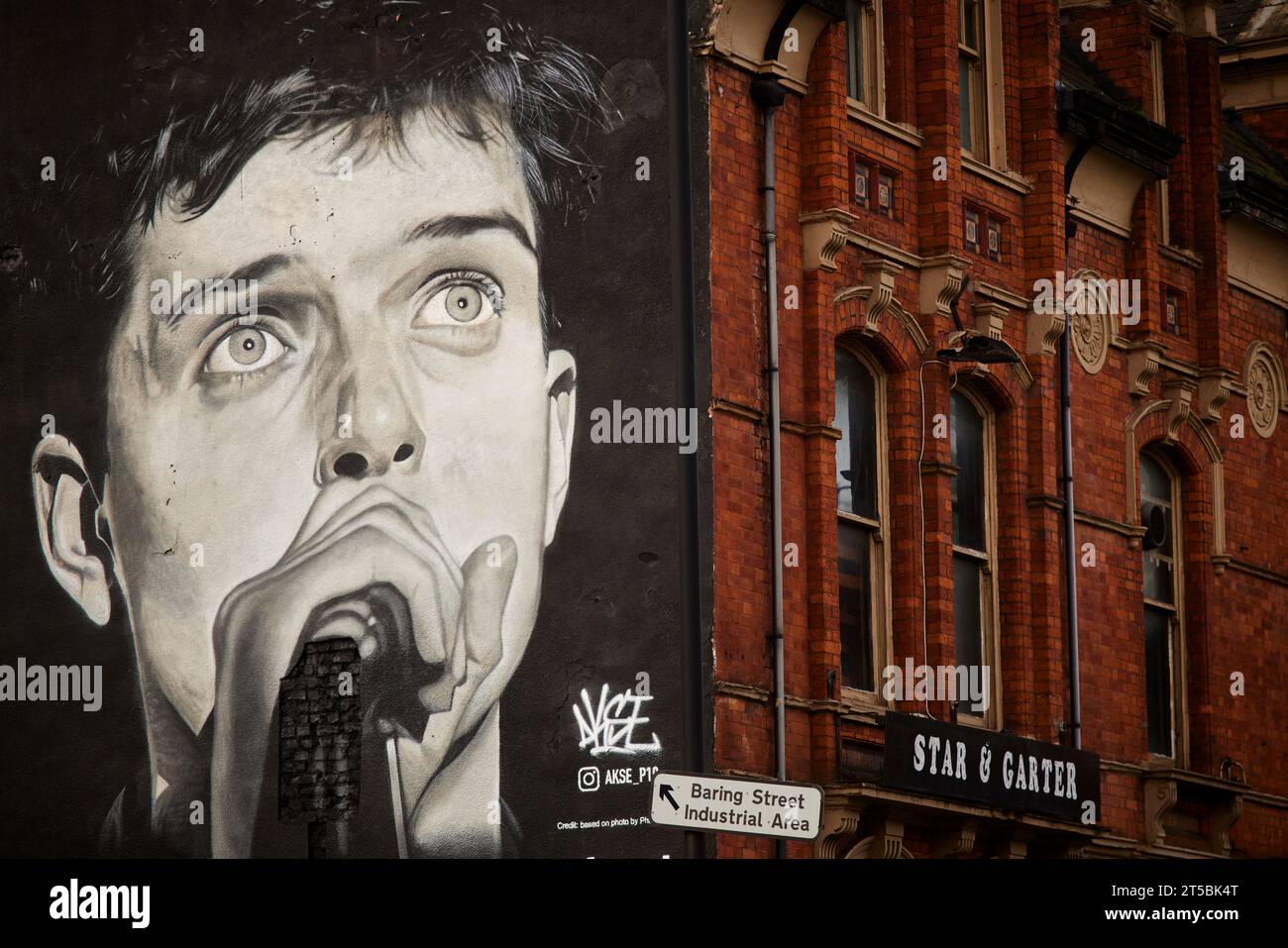 Ian Curtis murale Star & Garter pub vicino al Mayfield Park nel centro di manchester Foto Stock