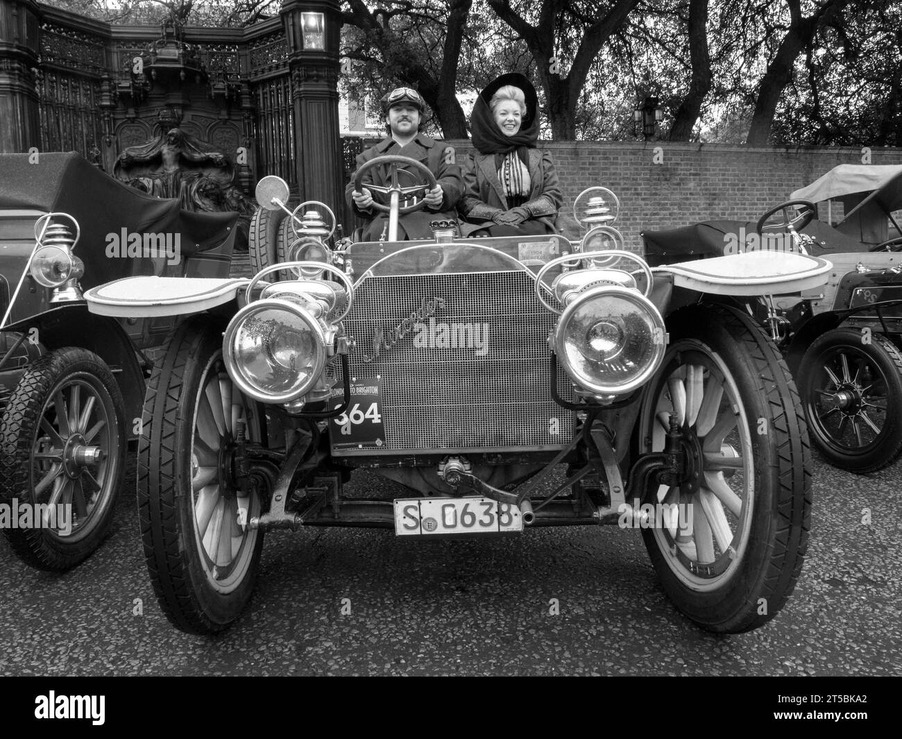 2023 St James's International Concours Londra Regno Unito. Auto d'epoca che partecipano alla London to Brighton Run Foto Stock