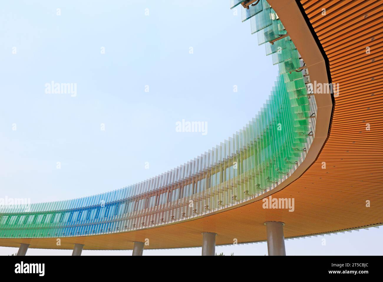 Paesaggio edilizio sospeso nel parco Foto Stock