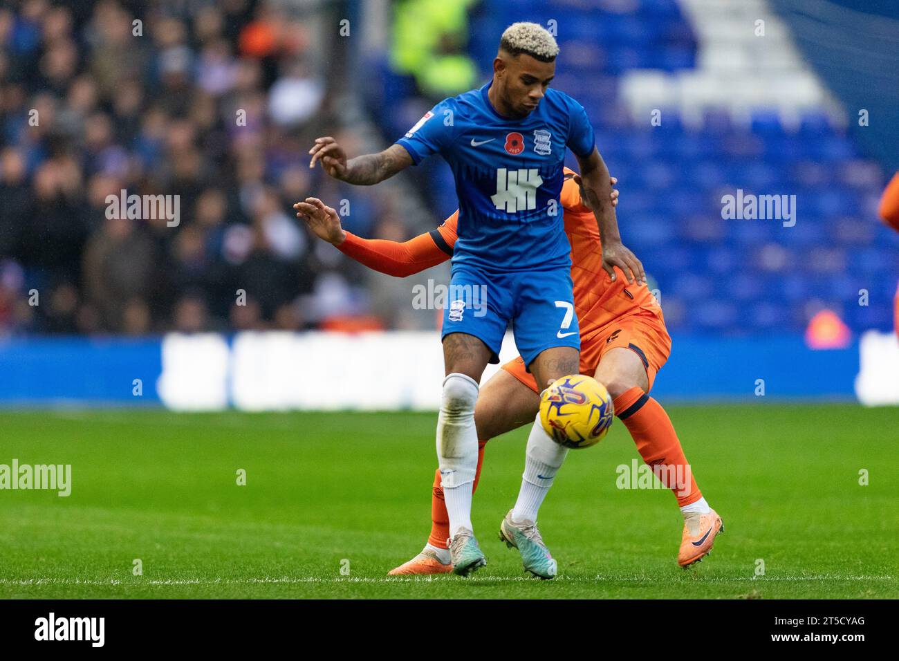 Birmingham sabato 4 novembre 2023. Juninho Bacuna di Birmingham in azione durante il match del campionato Sky Bet tra Birmingham City e Ipswich Town a St Andrews, Birmingham, sabato 4 novembre 2023. (Foto: Gustavo Pantano | mi News) crediti: MI News & Sport /Alamy Live News Foto Stock