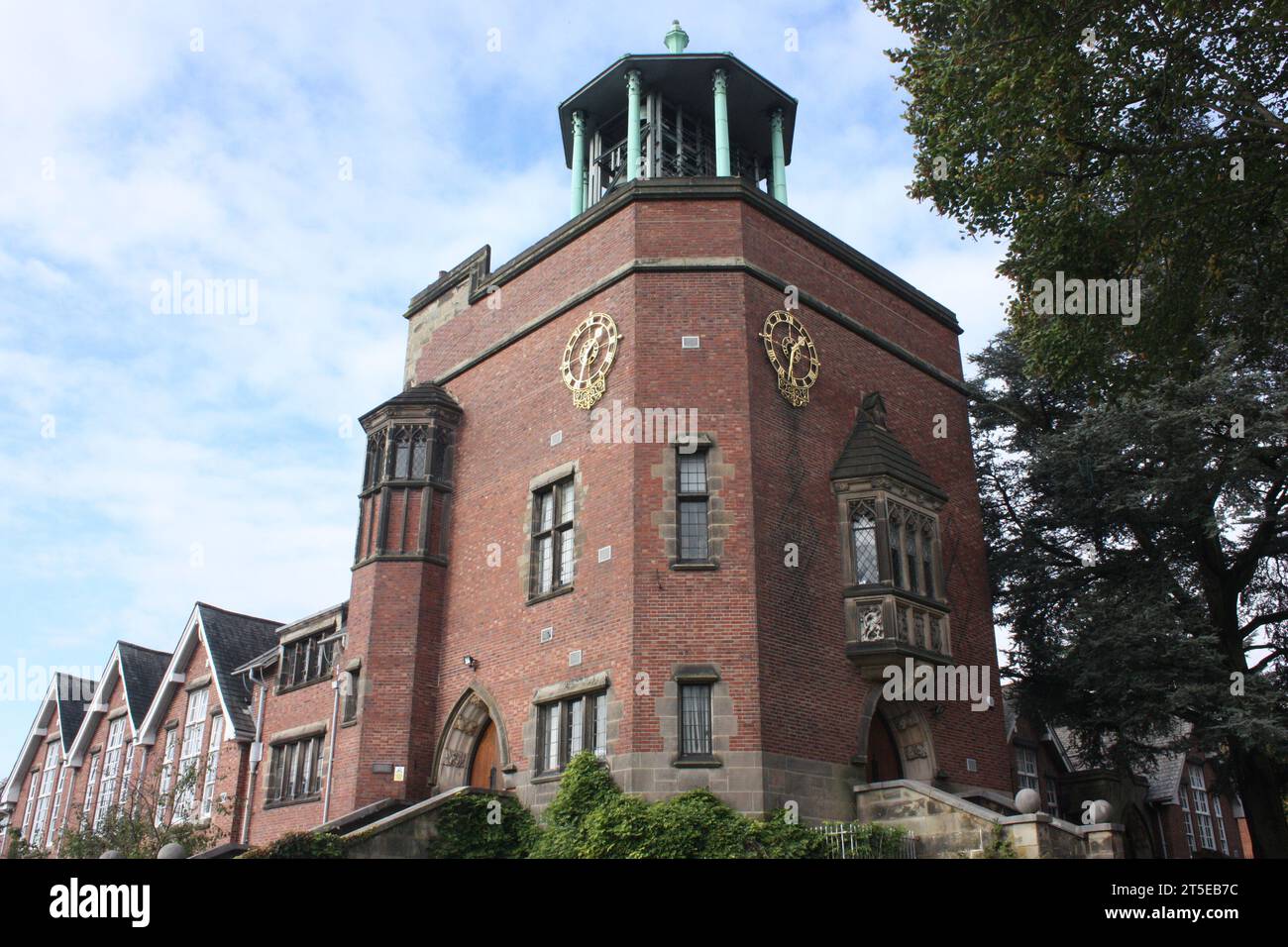 Il carillon di Bournville con 48 campane Foto Stock