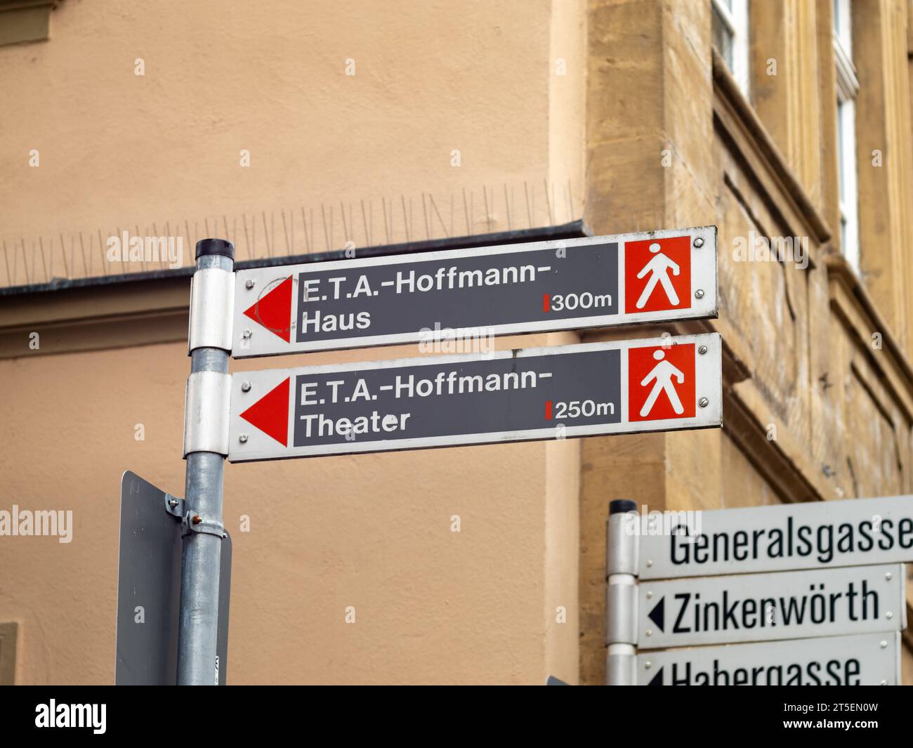 Guida alla casa e al teatro E.T.A. Hoffmann a Bamberga. È un'attrazione e una destinazione turistica per molti turisti. C'è un museo. Foto Stock