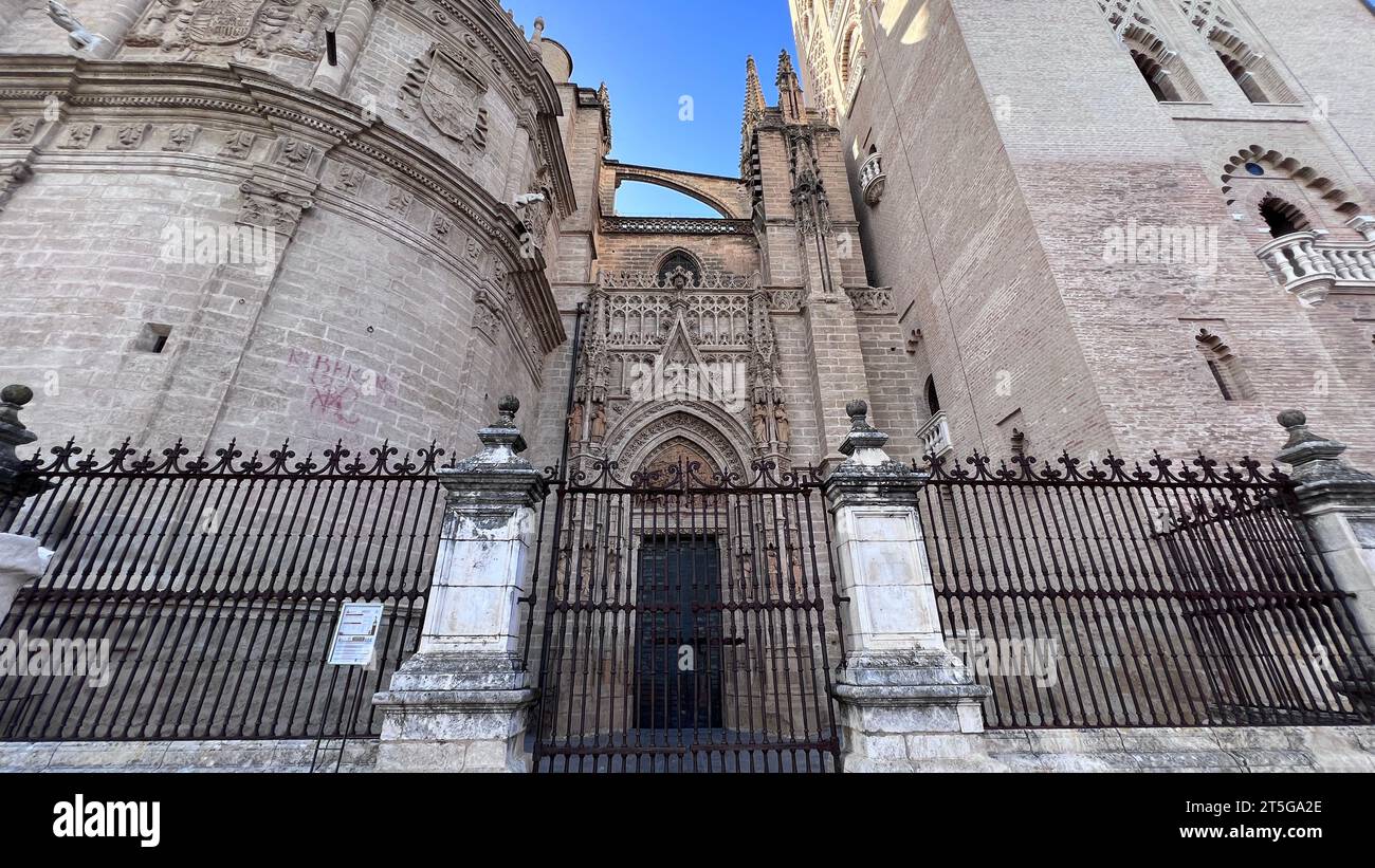 Campanillas porta della Cattedrale di Siviglia Foto Stock