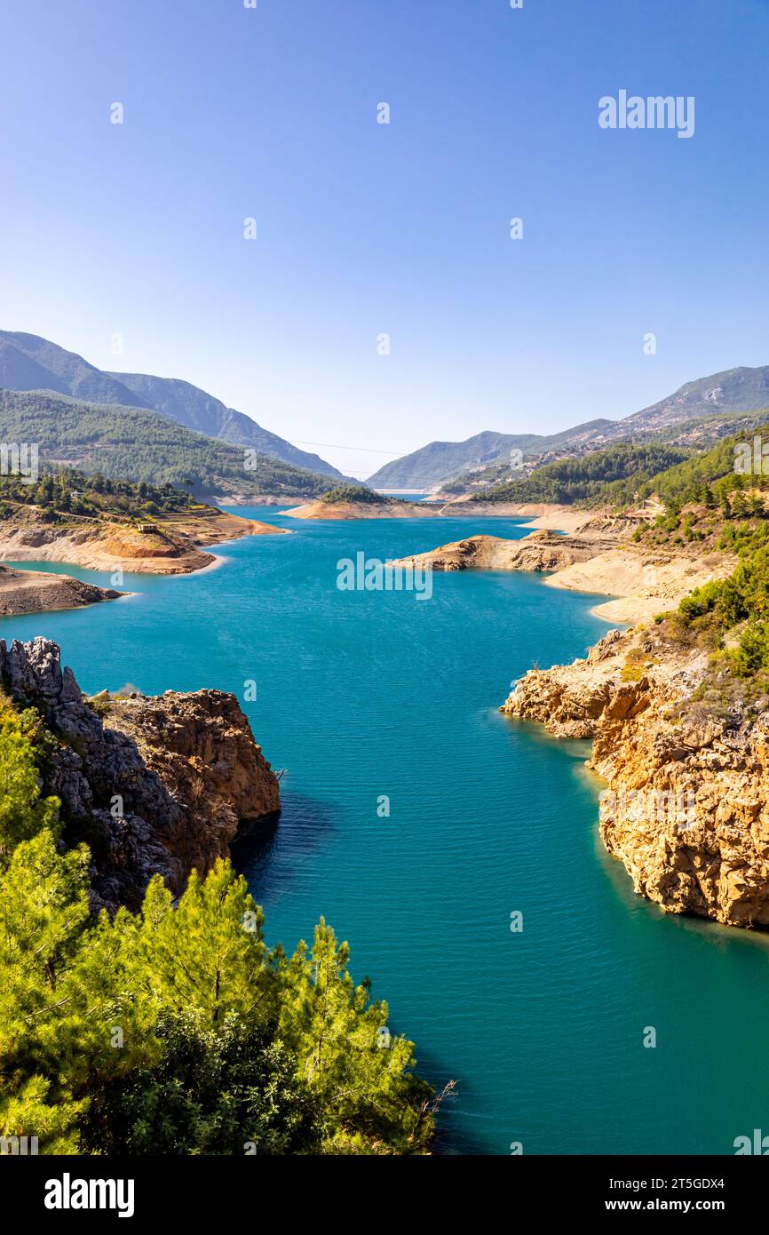 Tour esplorativo attraverso l'entroterra della Turchia fino al bacino idrico Dim vicino ad Alanya - Turchia Foto Stock